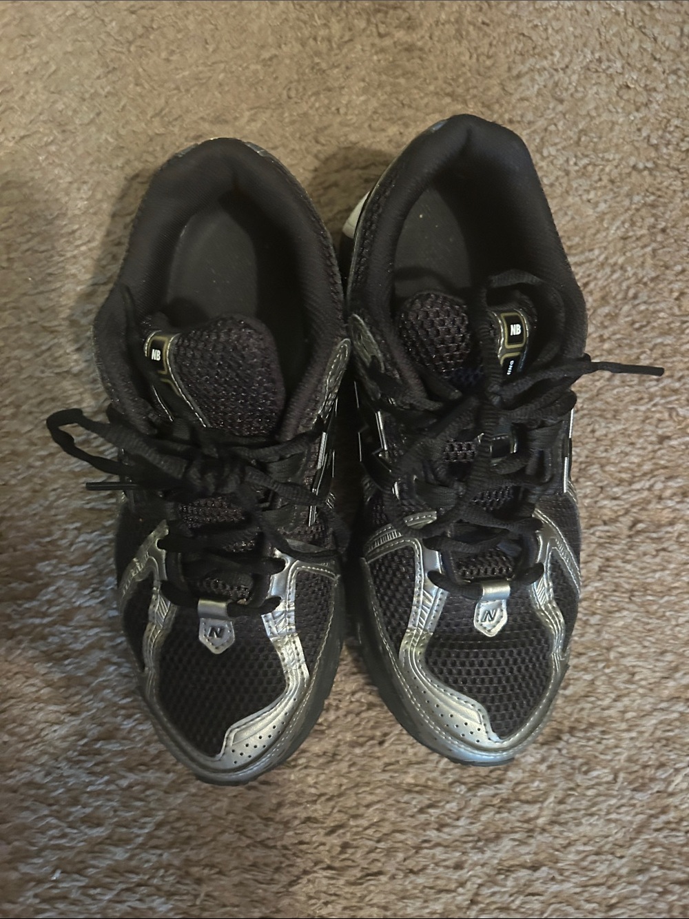 New Balance Women's Black and Silver Athletic Sneakers